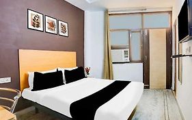 Hotel O Kl Khari Near Ashram Mein Metro